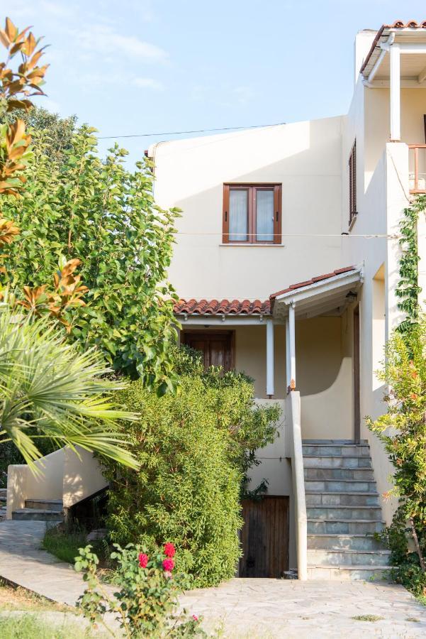 Holiday Rooms Otzias Экстерьер фото